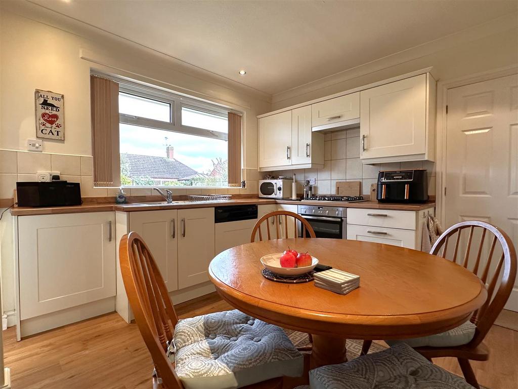Kitchen/Diner 807