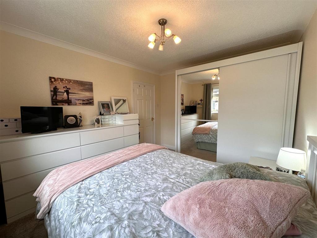 Third Bedroom 736