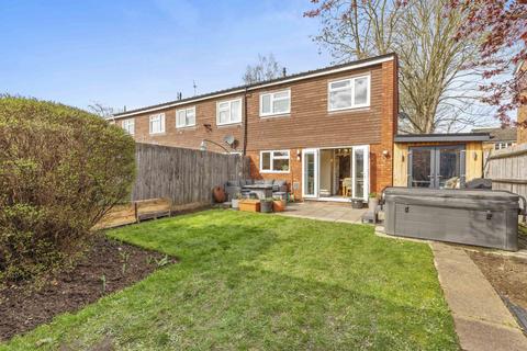 undefined, Hobart Court, Gunthorpe Road, Marlow, Buckinghamshire, SL7 1UL
