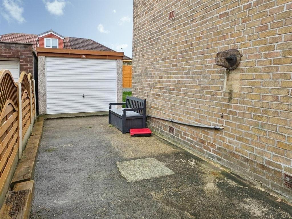 Driveway & Garage
