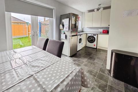 undefined, Spring Valley Close, Leeds LS13