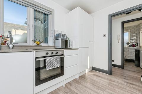 1 bedroom flat for sale, Clifton Road, Gravesend, DA11