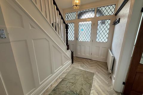 3 bedroom semi-detached house to rent, Wickersley Road, Brecks, S60 4JS
