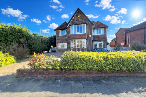 5 bedroom detached house for sale, Emsworth Drive, Sale M33