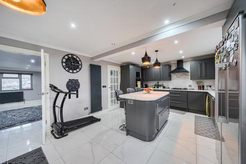 undefined, Balmoral Drive, Surrey GU22