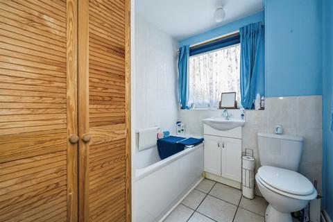 2 bedroom ground floor flat for sale, Roberts Road, Southampton