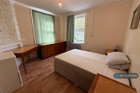 undefined, Epsom Road, Epsom, KT17