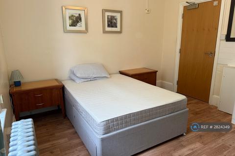 undefined, Epsom Road, Epsom, KT17