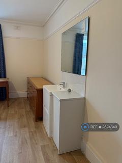 undefined, Epsom Road, Epsom, KT17