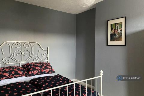 undefined, Knowles Road, Gloucester, GL1