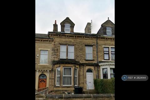 5 bedroom terraced house to rent, Park View Road, Bradford, BD9