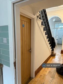 5 bedroom terraced house to rent, Park View Road, Bradford, BD9