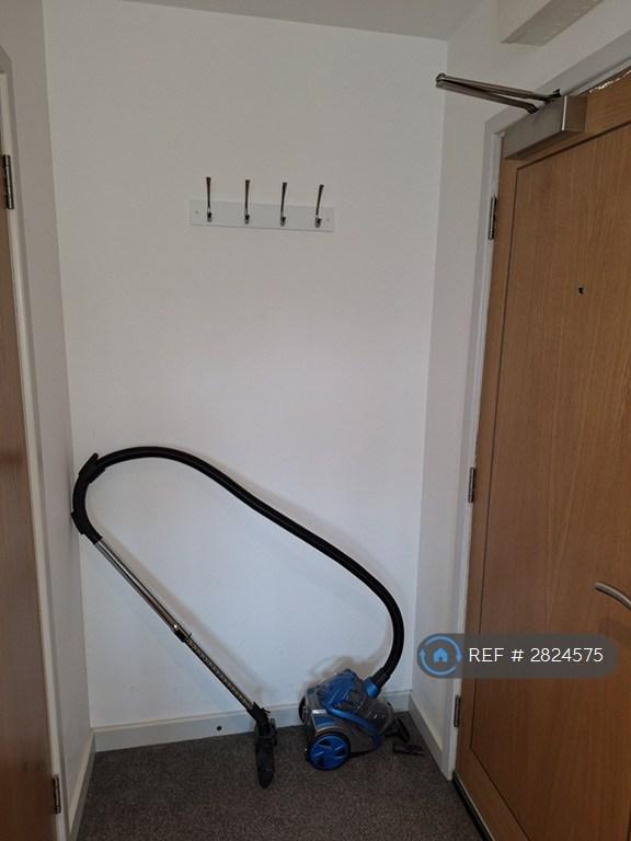 Coat Area
