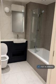 2 bedroom flat to rent, Schooner Road, London, E16