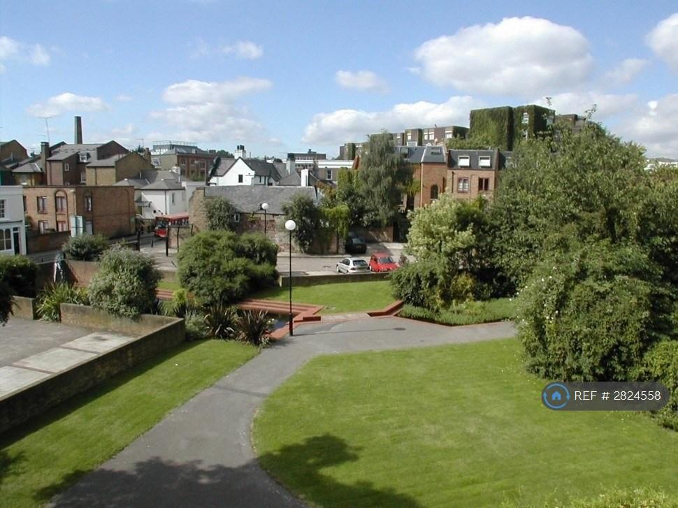 Private Communal Gardens