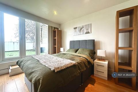 1 bedroom flat to rent, Cold Harbour, London, E14