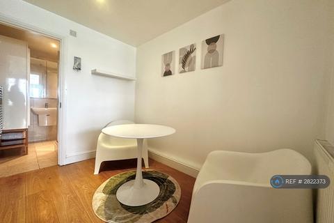 1 bedroom flat to rent, Cold Harbour, London, E14