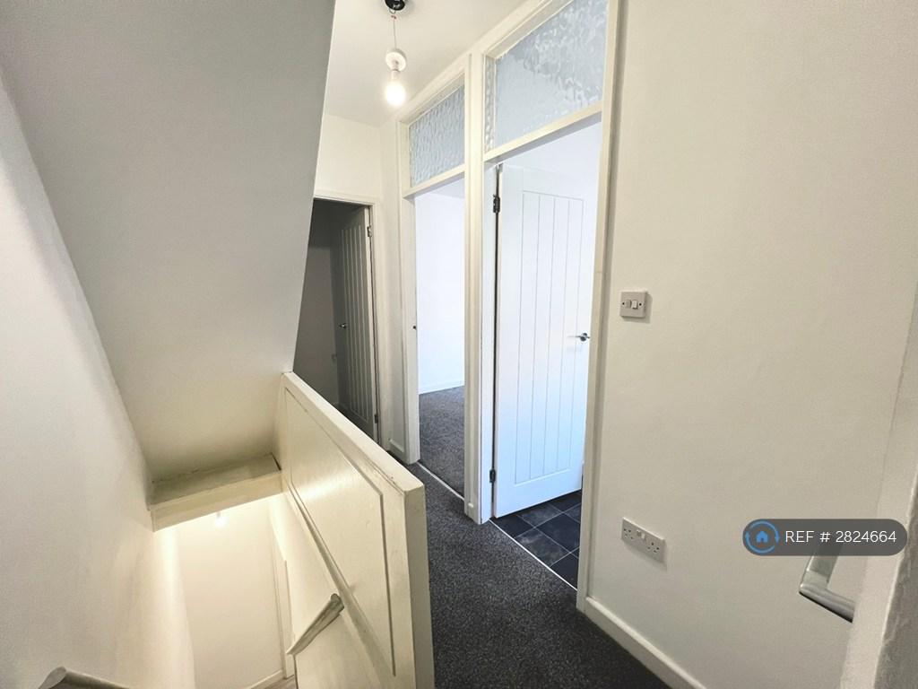 Landing (First Floor)