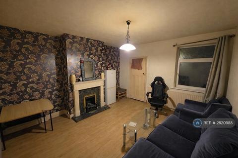 2 bedroom flat to rent, Axbridge Gardens, Newcastle Upon Tyne, NE4