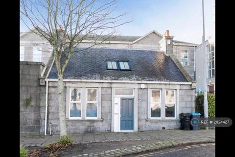 undefined, Skene Square, Aberdeen, AB25