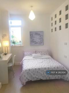 undefined, Bishops Park Road, London, SW16