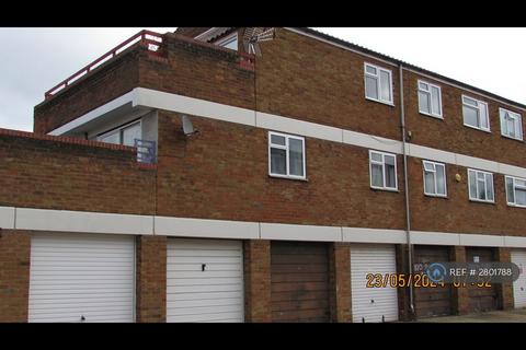 undefined, Rokescroft, Basildon, SS13