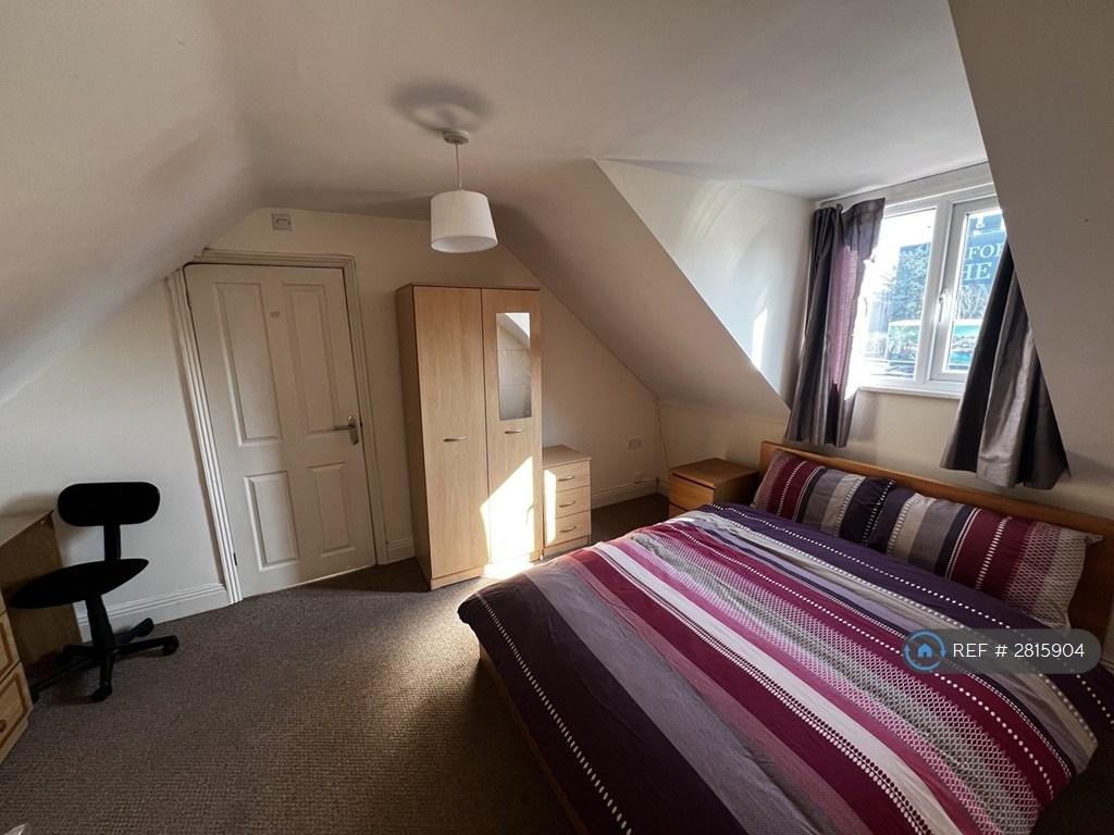 En-Suite Bedroom