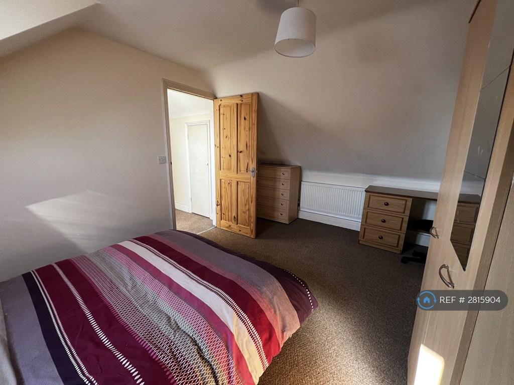 En-Suite Bedroom