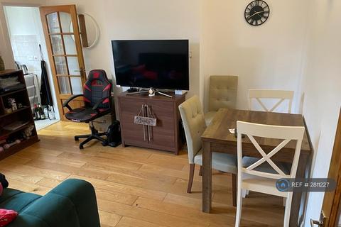 undefined, Rialto Road, Mitcham, CR4