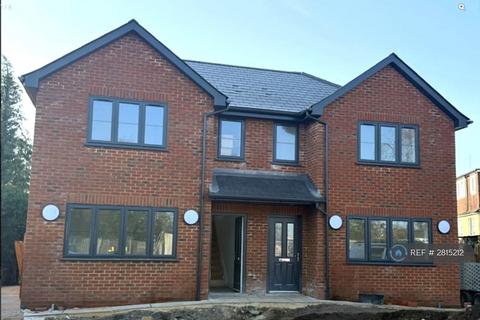 undefined, Ash Road, Aldershot, GU12