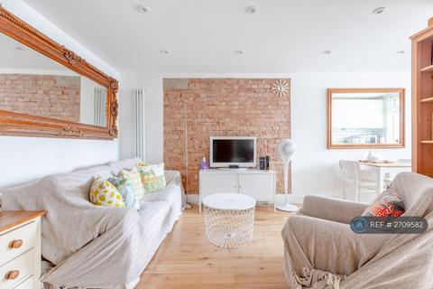 1 bedroom flat to rent, Culpeper Court, London, SE11