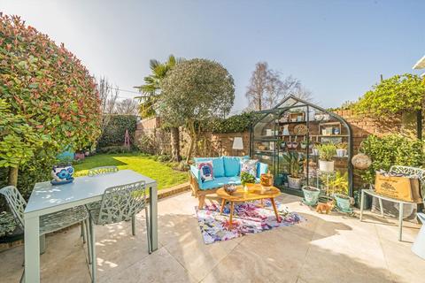 3 bedroom semi-detached house for sale, Graham Road, London SW19