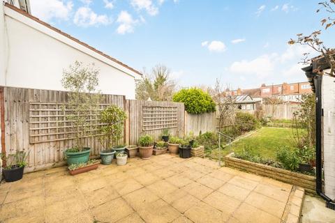 undefined, Buckleigh Avenue, London SW20