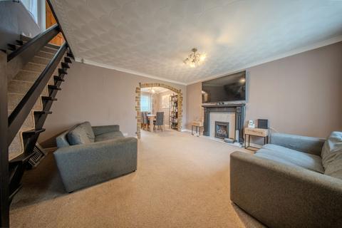 undefined, Sandmoor Close, Bradford BD13