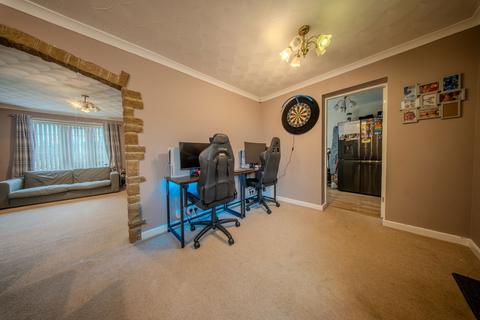 undefined, Sandmoor Close, Bradford BD13