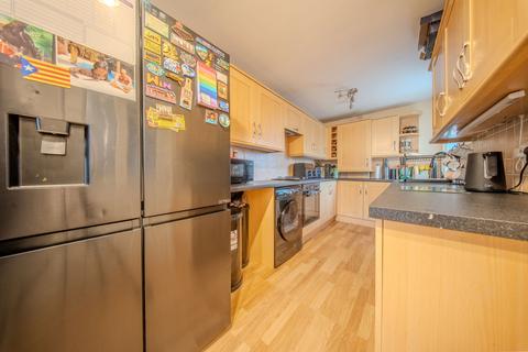 undefined, Sandmoor Close, Bradford BD13