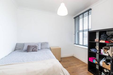 1 bedroom flat to rent, Bloemfontein Way, Shepherd's Bush, London, W12
