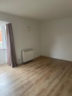 undefined, Newbridge Close, Horsham RH12