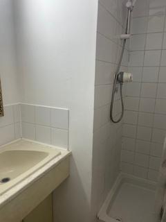 undefined, Newbridge Close, Horsham RH12