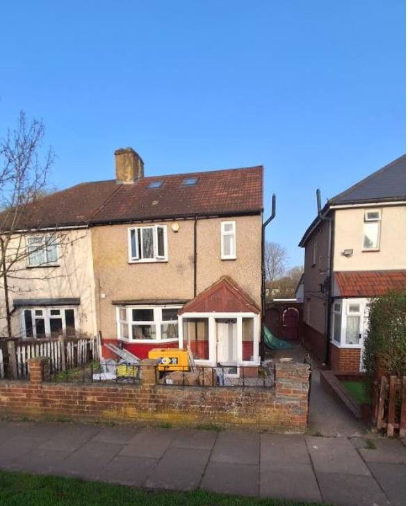 Semi with front garden and porch, bright clear ...