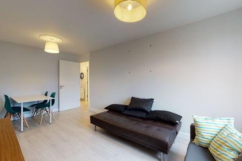 2 bedroom flat to rent, BREWERS COURT, Bishop's Bridge Road, London W2