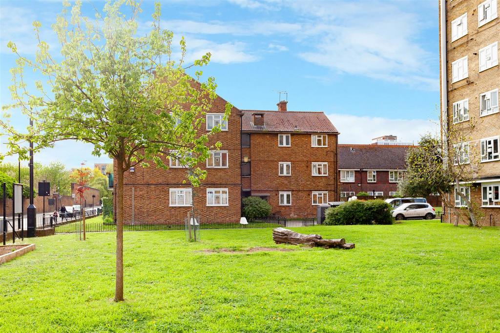 Woolstone House
