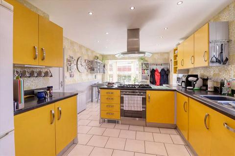 4 bedroom detached house for sale, Clacton on Sea CO16