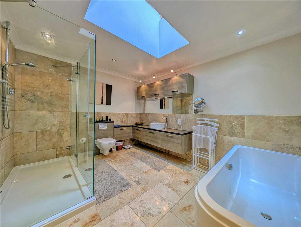 En-Suite Shower Room