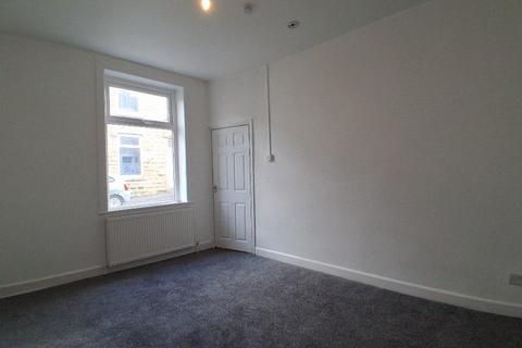 2 bedroom terraced house to rent, Herbert Street, Burnley BB11