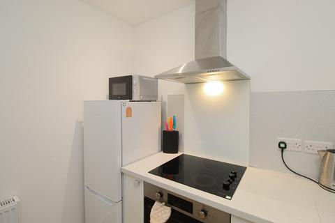 1 bedroom flat to rent, Kennoway Drive, Glasgow, G11