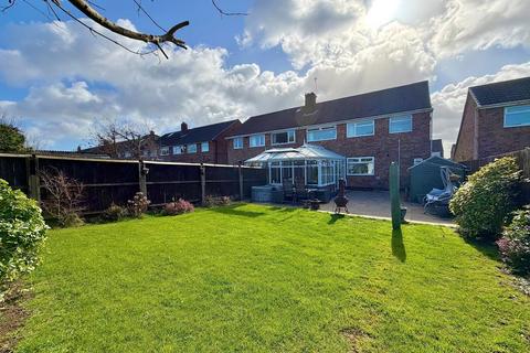 4 bedroom semi-detached house for sale, Prenton Hall Road, Prenton, Merseyside, CH43