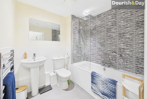 2 bedroom flat for sale, Pearl Brook Avenue, Stafford ST16