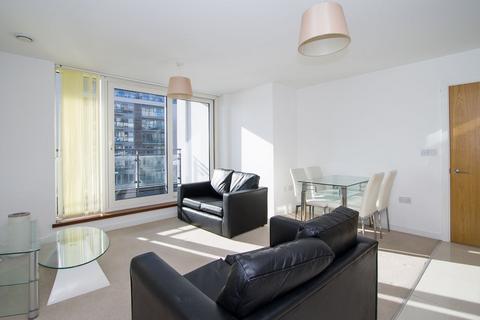 2 bedroom flat for sale, Davaar House, Ferry Court, Cardiff