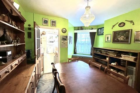 3 bedroom semi-detached house for sale, Miles Road, Epsom